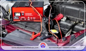 آیا شارژر باتری  ماشین به باتری آسیب می‌زند؟